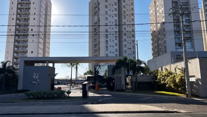 Apartamento apenas 345mil ótima localização condomínio completo.