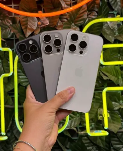 IPHONE 15 PRO 128GB COM TELA NOVA, GARANTIA DE 3 MESES DA NOSSA LOJA.