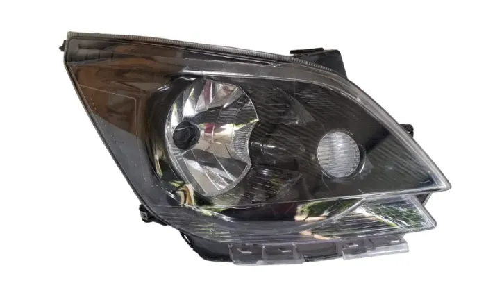 Farol Chevrolet Cobalt 2012/2017 Mascara Negra Lado Direito