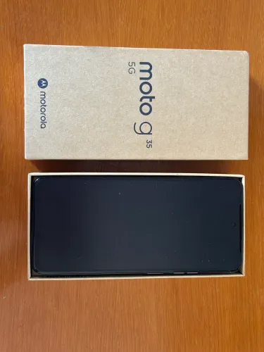 Motorola Moto G35 5G - Excelente estado 
