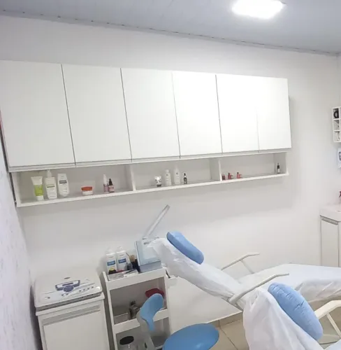 Armário MDF, com Nicho