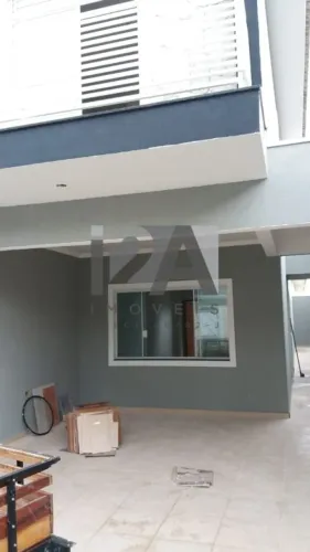 Sobrado em construção no Jardim das Flores