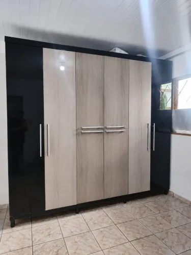 Guarda roupa casal grande usado entrego e monto