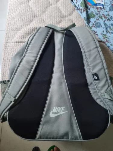 Mochila Usada Nike