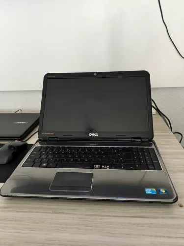 Notebook Dell N5010 i3 SSD 120gb 6gb RAM