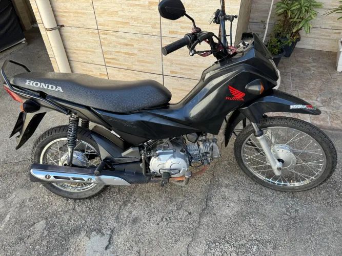 Pop 110i ano 2023 preta