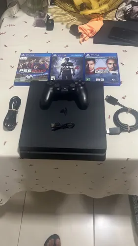 Playstation 4 Slim 500 GB
