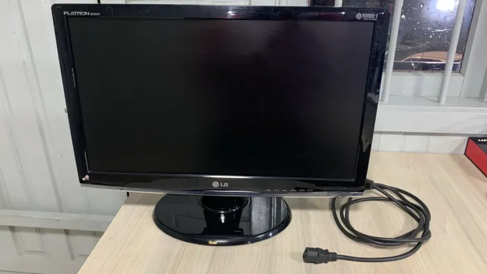 Monitor LG Flatron W2253V-PF 22? LED Full HD