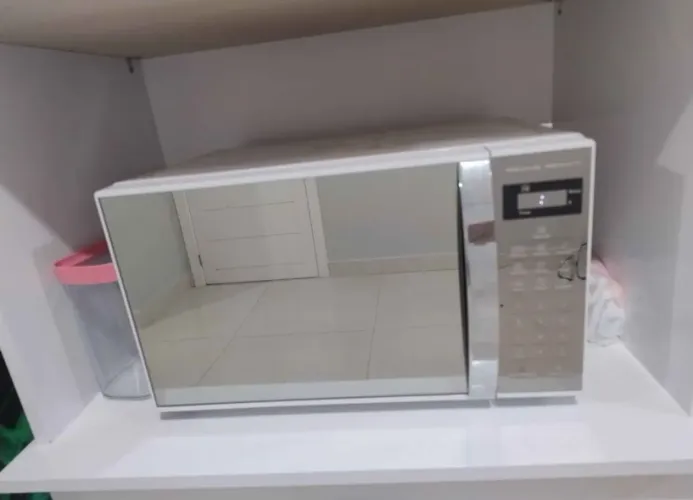 Microondas 21L Panasonic