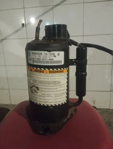 Compressor de ar condicionado