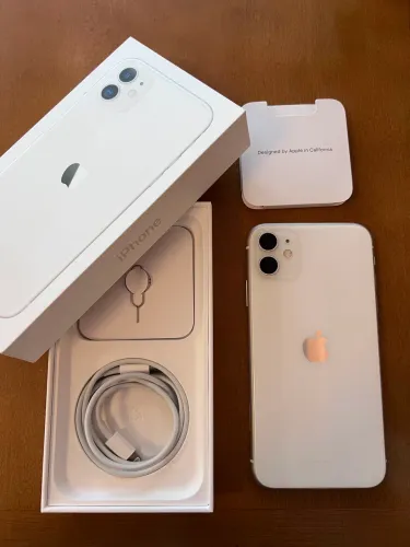 iPhone 11 Seminovo