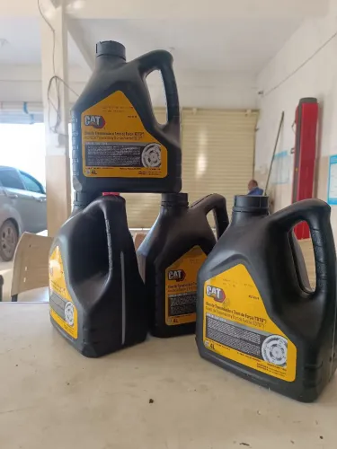 Vendo óleo de transmissão e trem de força 16 litros