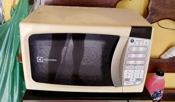 Microondas Electrolux 21l