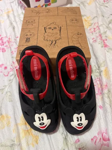 Vendo esses dois lindo sapatos originais.