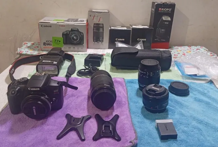 Kit Fotografia Canon EOS Rebel T7 + 4 Lentes + Flash + Caixas Originais