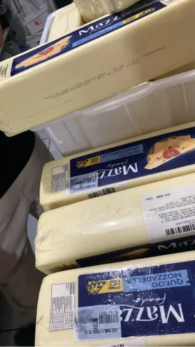 Queijo mussarela ótima qualidade 