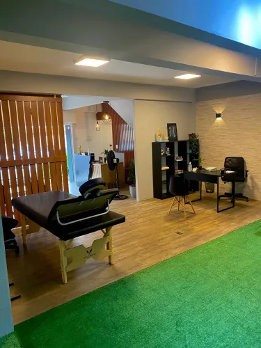 Vendo consultório completo de fisioterapia 