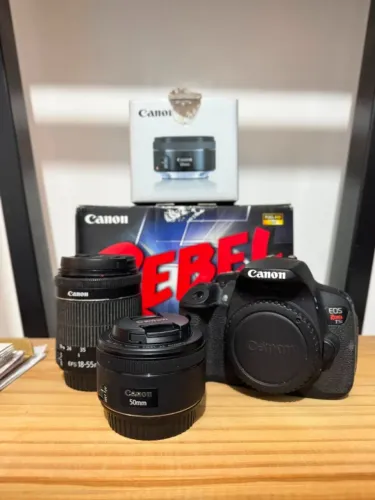 Canon T5i + Lente 18-55mm + Lente 50mm f/1.8 + Acessorios e Caixas