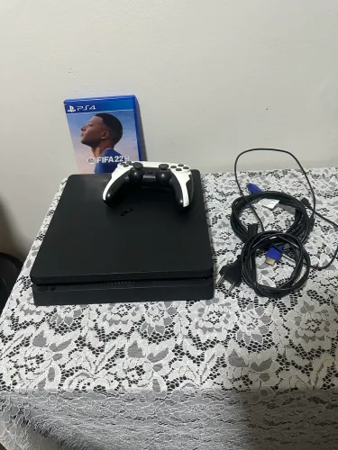 PS4 SLIM 1TB + 1 CONTROLE + 2 JOGOS | ACEITO TROCA / ACEITO PROPOSTA