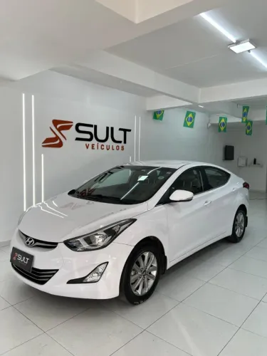 Hyundai Elantra GLS 2.0 16V Flex Aut. 2015