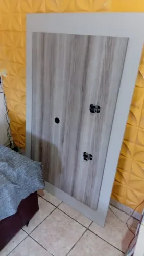 Painel para televisão