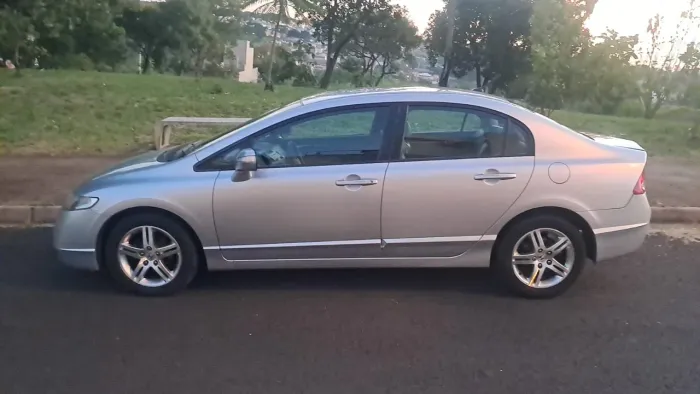 Honda Civic Sedan EXS 1.8/1.8 Flex 16V Aut. 4P 2007