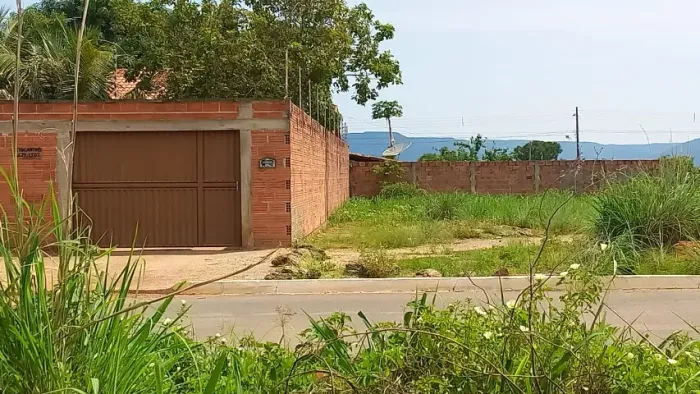 Vendo lote na Avenida Tocantins 420m2