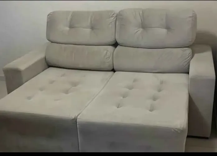 VENDO SOFÁ RETRÁTIL E RECLINÁVEL 4 LUGARES SEMI NOVO