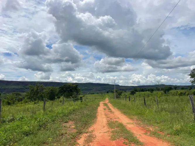 Fazenda a venda 1.700hec com 800 abertos em Tesouro MT.