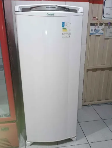 Geladeira consul 295 litros Semi nova!