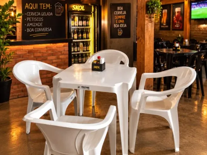 Jogo de mesa e cadeira de plástico direto da fábrica