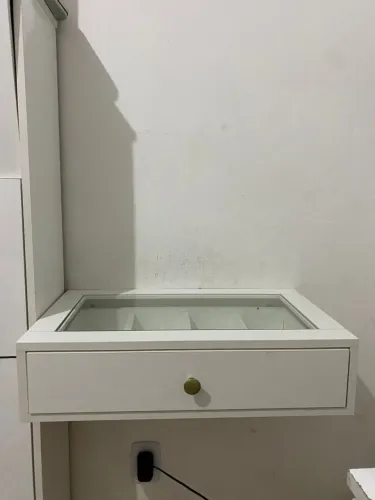Vendo Penteadeira Suspensa