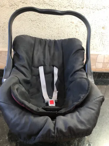 BEBÊ CONFORTO PRETO - CONFORTÁVEL E PRONTO PARA USO