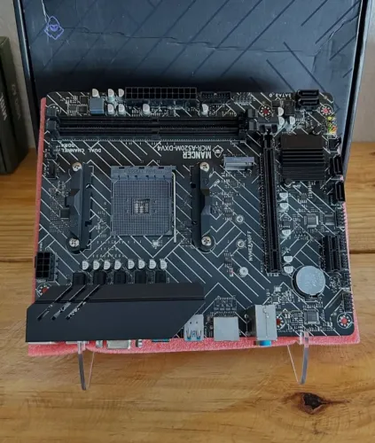 Placa Mãe Mancer A520M DDR4 MATX