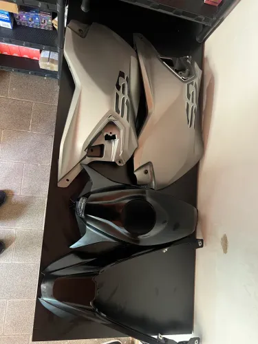 Peças Carenagem gs310