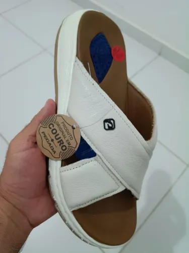 Sandália masculina de couro legítimo pegada original zerada na caixa n38 por apenas 160