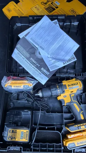 Parafusadeira Dewalt 20v 2ah