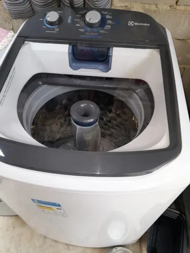 Máquina de lavar roupas Electrolux 13kg