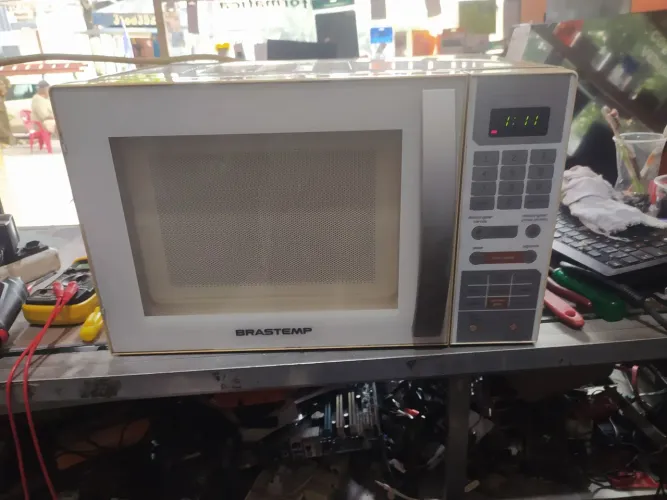 Microondas Brastemp 20l com garantia 