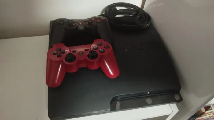 PlayStation PS3 + 2 Controles + Todos os Cabos