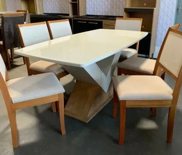 Mesa Amora 1.60x0.90 c 6 cadeiras Oiti