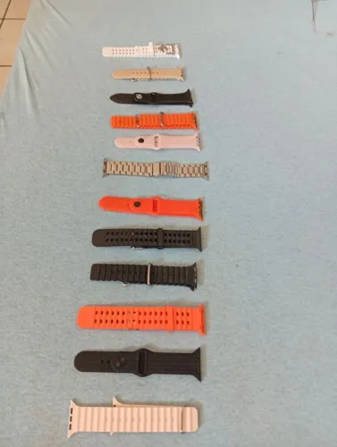 Vende-se pulseira de smartwatch  e cada e o preço que eu botei    e e oferta 