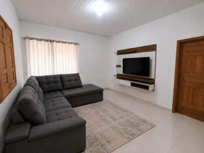 Casa à Venda - Excelente Localização, Ampla e Confortável