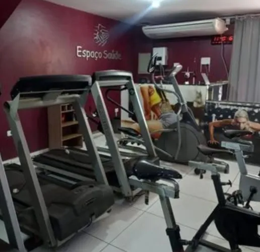 Vendo academia de musculação