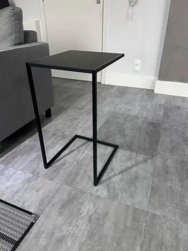 Mesa Lateral de Apoio - Preta - Estilo Industrial