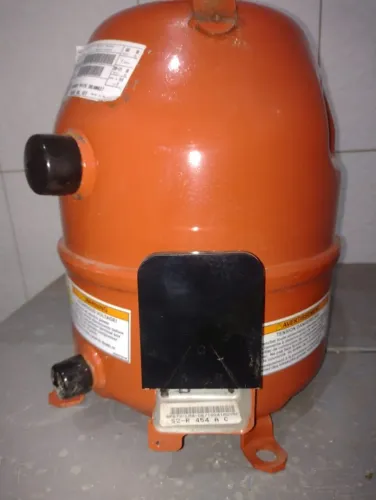 VENDO COMPRESSOR HERMETICO GP673-LM4-GB TRANE 102646KX5A