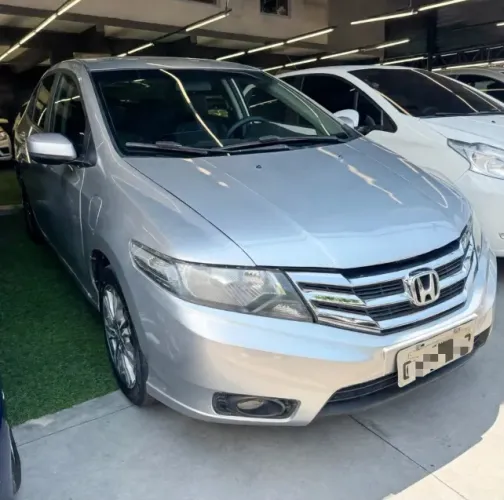 Honda City Sedan LX 1.5 Flex 16V 4P Aut. 2014