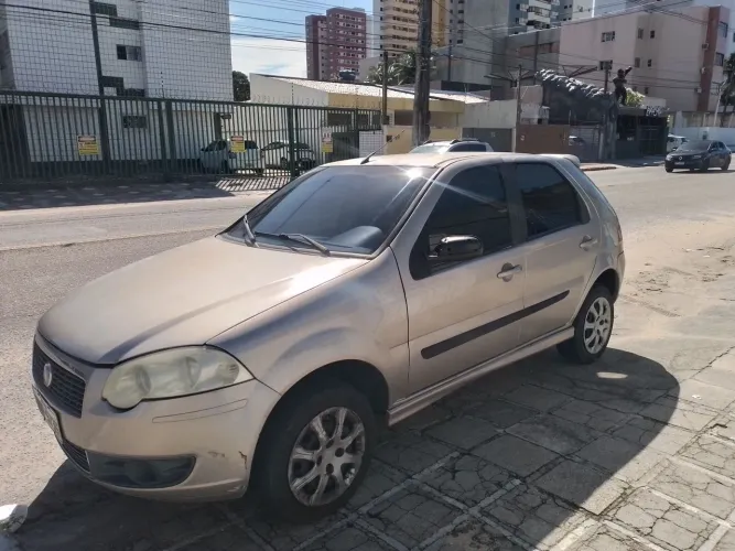 Fiat Palio ELX 1.0 Fire/30 Anos F. Flex 8V 4P 2010
