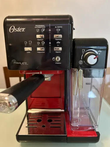 Cafeteira Oster PrimaLatte