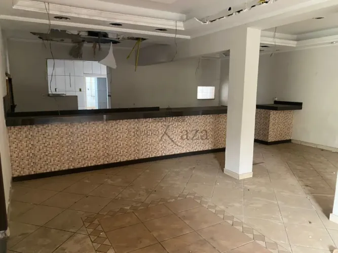 Oportunidade - Ponto Comercial - Centro - 570m².
